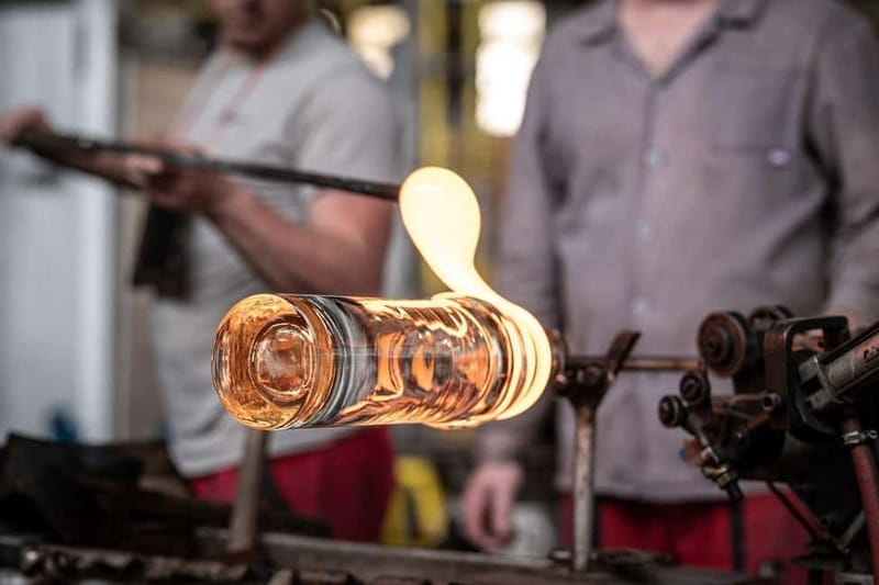 Karlovy Vary: Moser Glassworks Tour with Museum Entry - Practical Details and Tips for Visitors