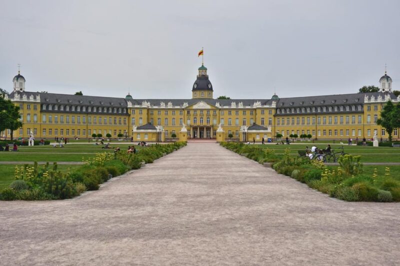 Karlsruhe: Express Walk with a Local in 90 minutes - Visiting the Vibrant Marktplatz and City Center