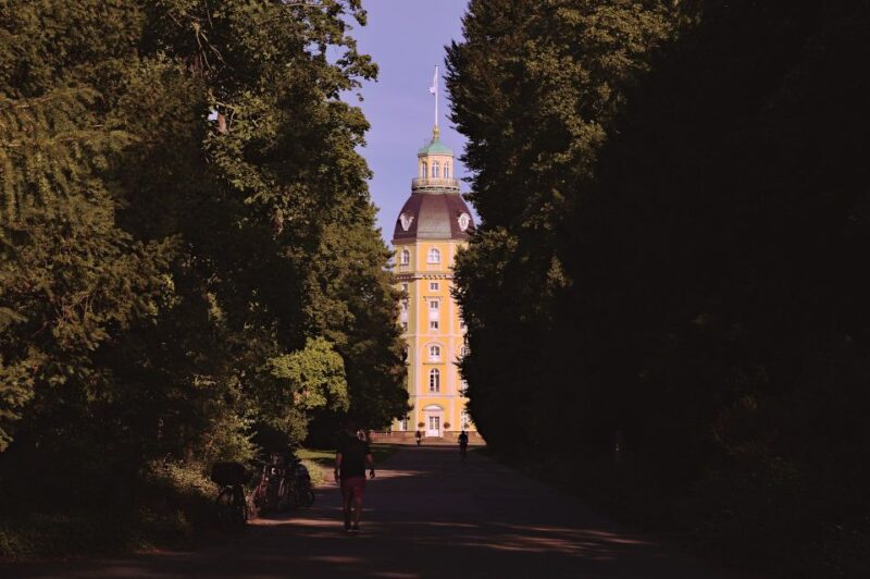 Karlsruhe - Private Tour - Discovering Ludwig Place in Downtown West