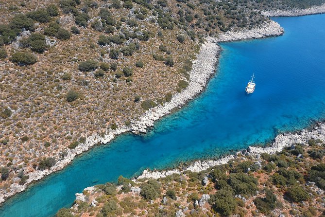 Kas: Kekova Island Sunken City & Historical Sites Boat Tour - The Charm of Simena Village and Its Castle