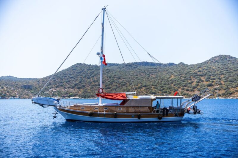 Kas: Limanagzi Beach & Island-Hopping Boat Tour with Lunch - Enjoying Fruits and Relaxing at Limanagzi Bay