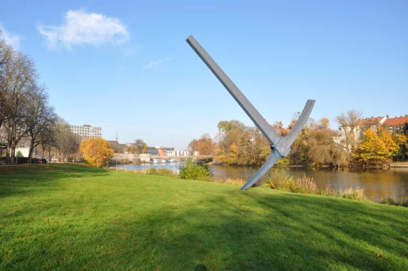 Kassel - Documenta: From a supporting program to a world exhibition - Highlights of the Kassel Outdoor Art Tour