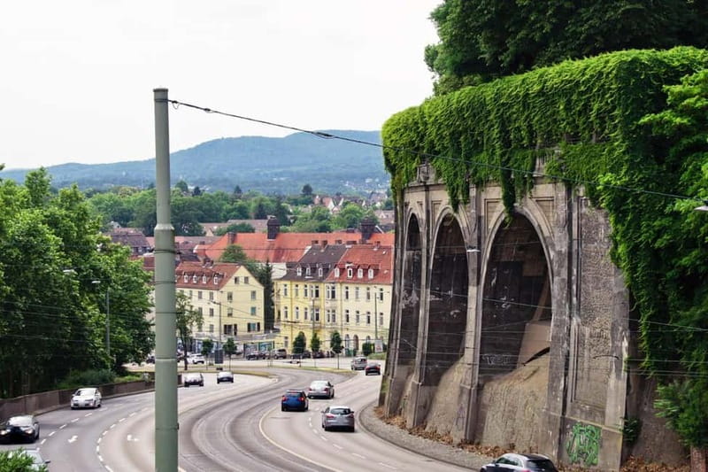 Kassel: Express Walk with a Local in 60 minutes - From the Old Town to the Modern Cultural Scene