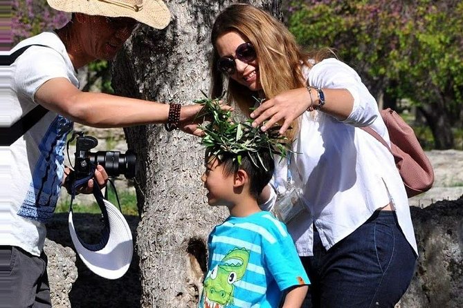 Katakolon - Athens, Premium Skip-The-Line Package tour - Customer Feedback: Personal Attention and Knowledgeable Guides