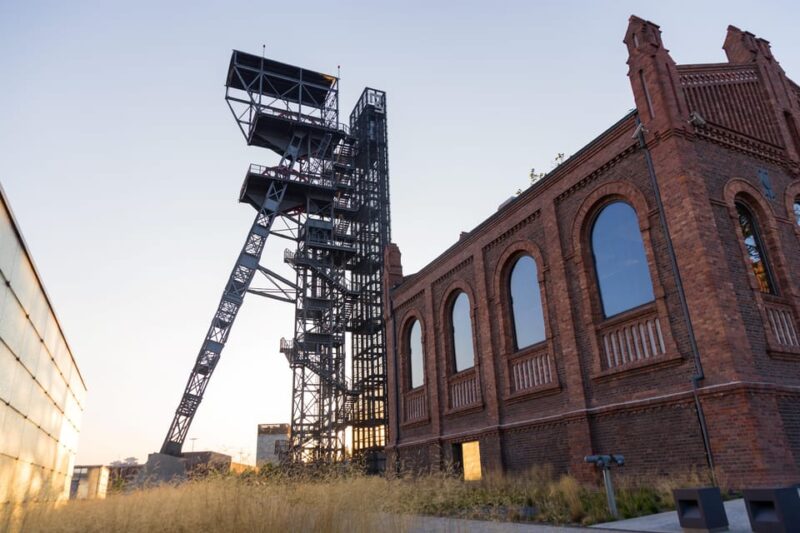 Katowice: city center walking tour - Historic and Cultural Landmarks Along Wojciech Korfantego Avenue