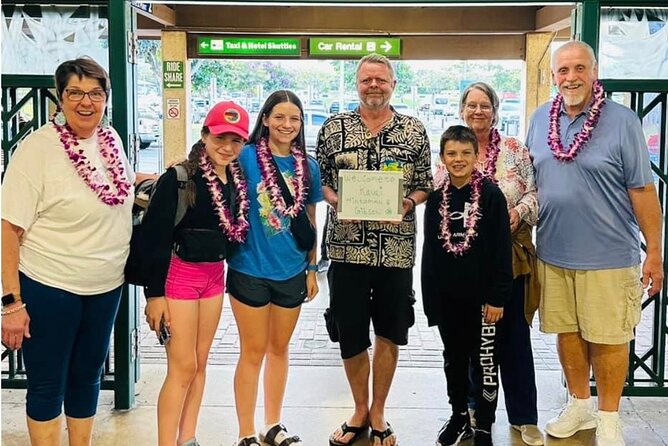 Kauai Airport Lei Greeting - The Role of the Greeter and Local Knowledge Sharing