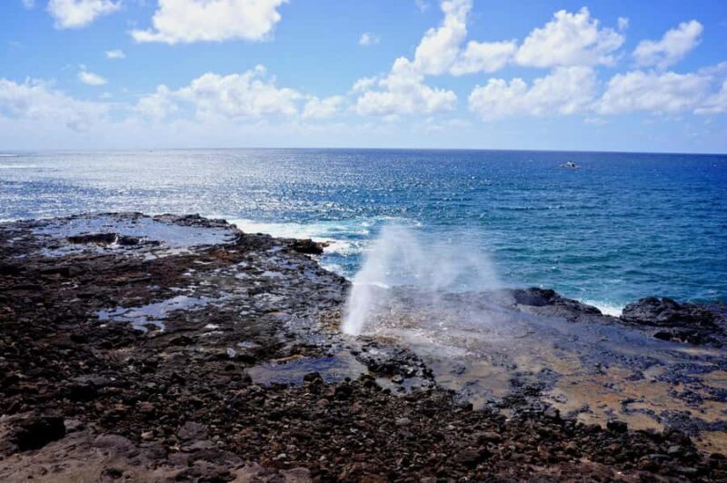 Kauai Day-Tour: Kalalau, Waimea, Poipu, Cruise or Airport PU - Natural Wonder: Spouting Horn and Its Legend