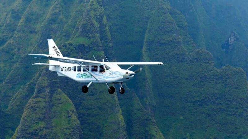 Kauai: Entire Kauai Air Tour with Window Seats - How the 65-minute Kauai Air Tour Showcases the Top Sights