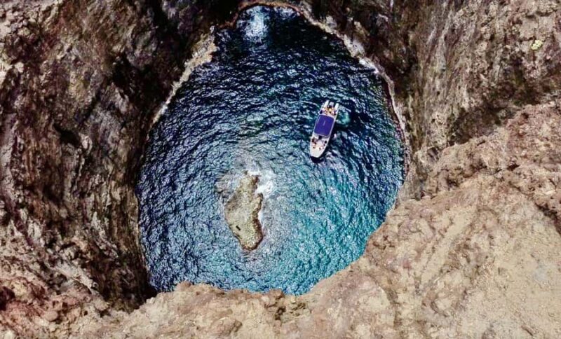 Kauai: Na Pali Coast Deluxe Power Catamaran Tour - Snorkeling and Water Activities: A Bonus, Not a Guarantee