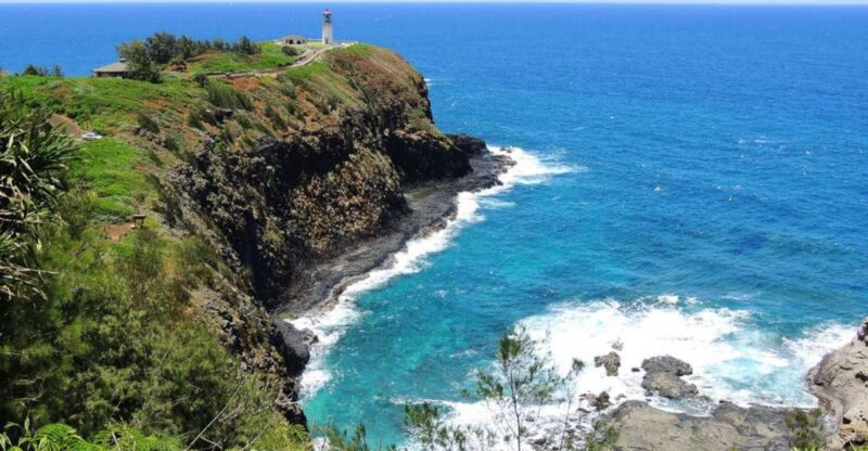 Kauai Northeast Tour, Fern Grotto River Cruise & Lighthouse - Visiting the Kilauea Lighthouse and Wildlife Refuge