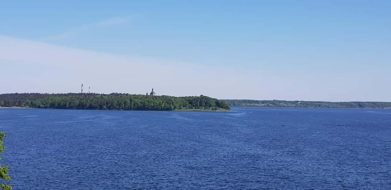 Kaunas: 1 day Self-Guided Bike Tour with Train Tickets - Visiting the Kaunas algirio Arena