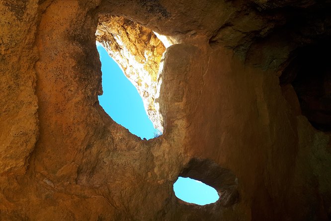 Kayak Algarve tour BENAGIL by Diamond tours - Starting Point at Benagil Beach