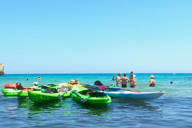 Kayak and canoe tour to Roca Vecchia and La Grotta della Poesia - Who Will Enjoy This Tour the Most?