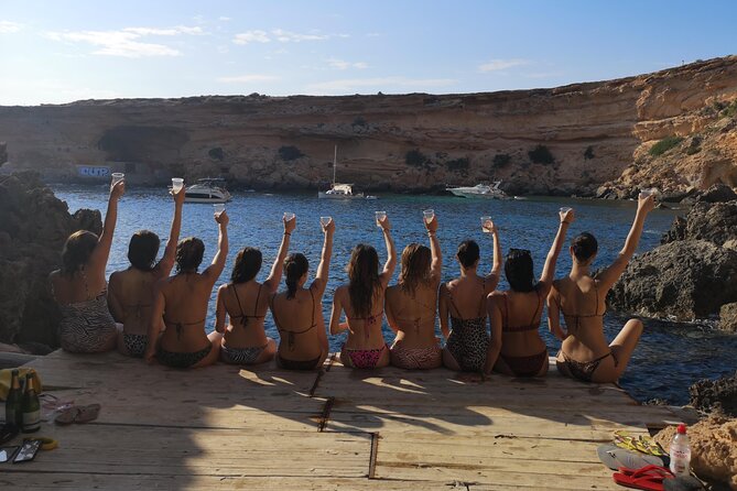 Kayak and Snorkel with Sunset in Ibiza - The Guide’s Role and Expertise