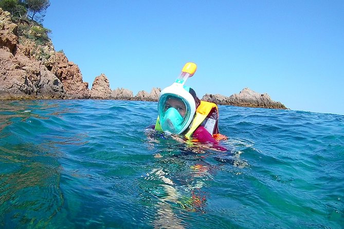 Kayak excursion in Playa de Aro - Safety Measures and Group Size