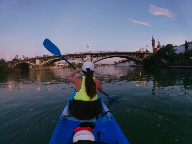 Kayak full moon: Historical part, Triana & La Cartuja - Key Points