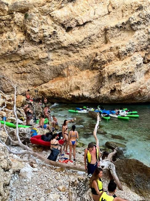 Kayak Granadella Excursión Guiada en Cuevas y Cala en Caló - Key Points