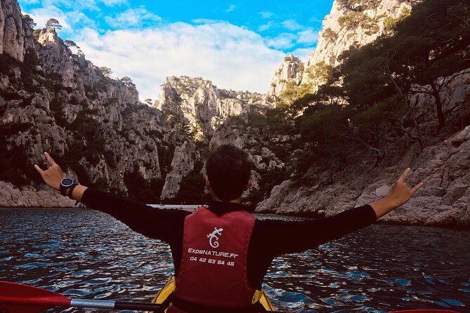 Kayak guided tour with a Local, Cassis Calanques National park - Visiting Calanque de Port-Pin: A Peaceful Stop