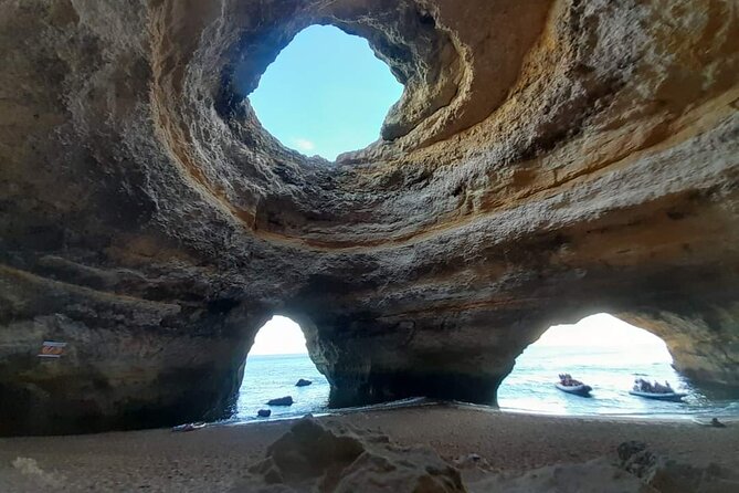 Kayak hire on Benagil Beach - Practical Tips for Your Kayaking Adventure