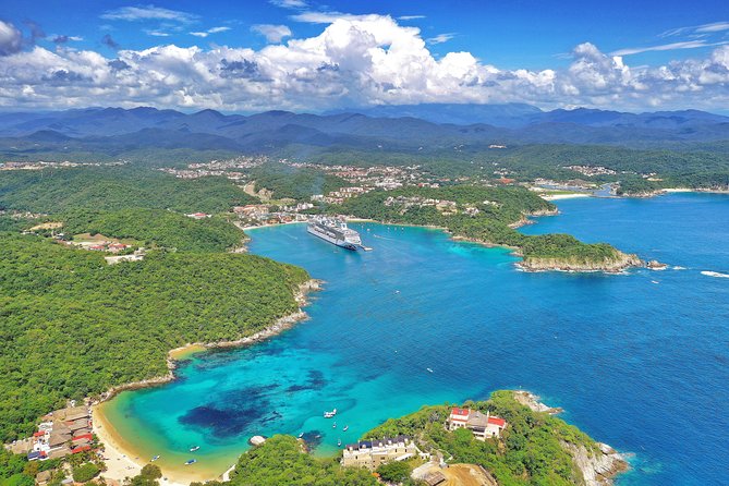 Kayak Huatulco Sunrise - Crossing Isla La Blanquita and the Coastal Scenery