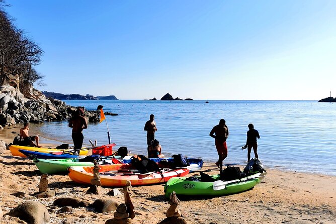 Kayak Huatulco Sunrise - Exploring Santa Cruz Bay and Snorkeling at a Secret Beach
