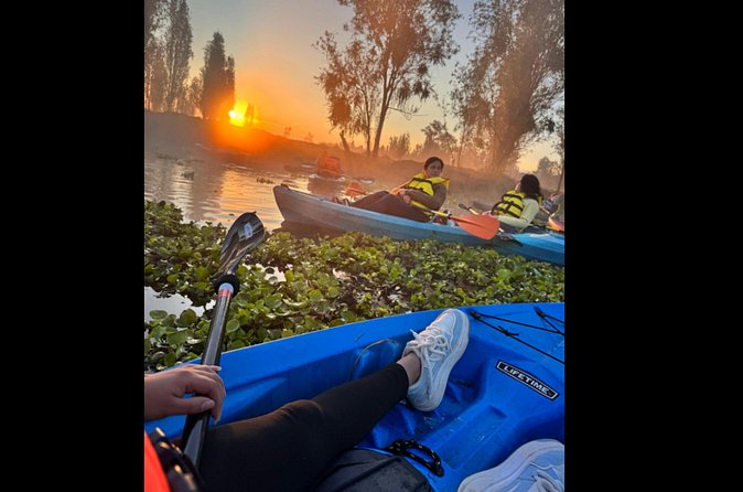 Kayak one more Sunrise Adventure in Xochimilco - Included Amenities and Practical Details