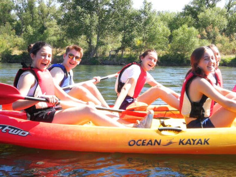Kayak tour and Wine tasting at the Ebro river - The Scenic Beauty and Natural Environment