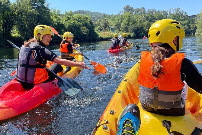KAYAK TOUR I Descent of the River Lima in Kayak - Meeting and Ending the Tour