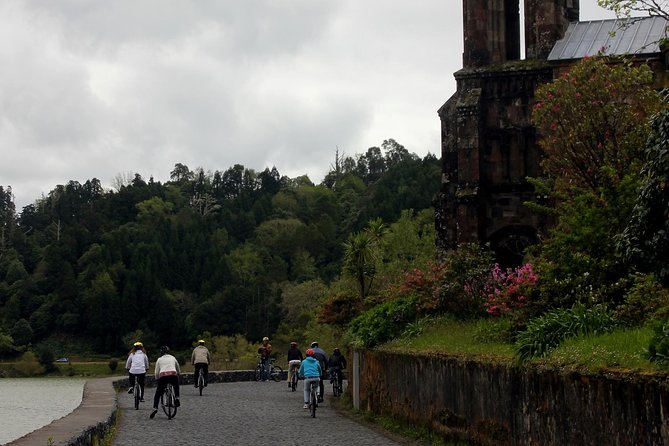 Kayaking and Mountain Biking in Furnas - Enjoying a Local Lunch in Furnas Village