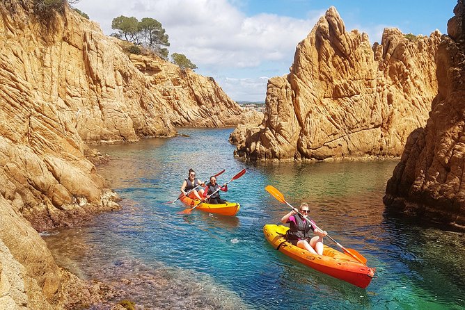 Kayaking & Lagoon Dipping Costa Brava - Discover the Kayaking & Lagoon Dipping Costa Brava Tour from Barcelona