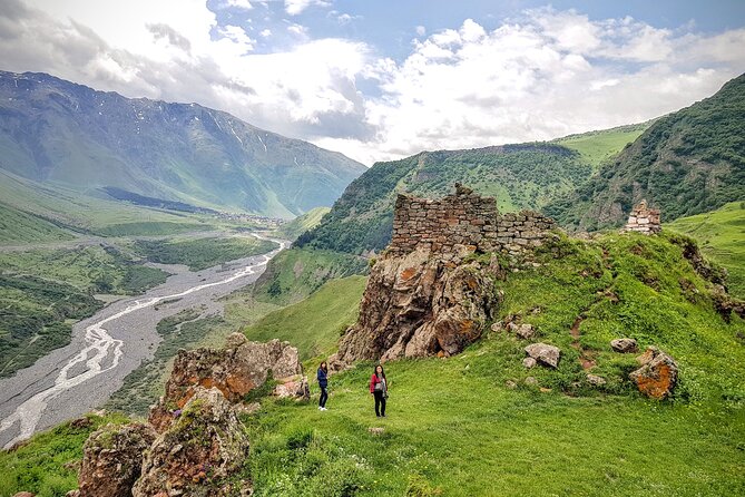 Kazbegi Adventure Day Trip - Hike to Gveleti waterfall plus Gergeti, Ananuri - Lunch Options at Georgian Restaurants