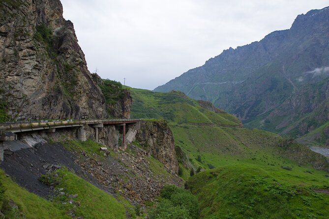 Kazbegi - Half Day Private Tour to Dariali Gorge & Waterfalls - Key Points