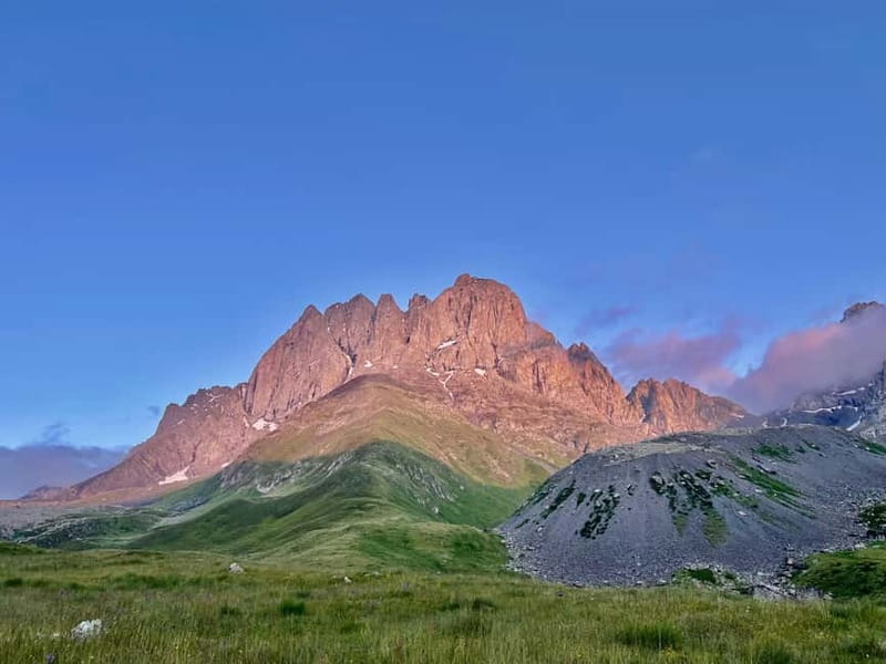 Kazbegi Region: Day Hikes - Key Points