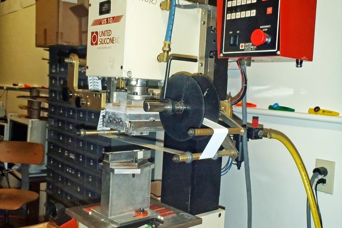 Kazoo Factory Tour & Museum - Accessibility and Group Size