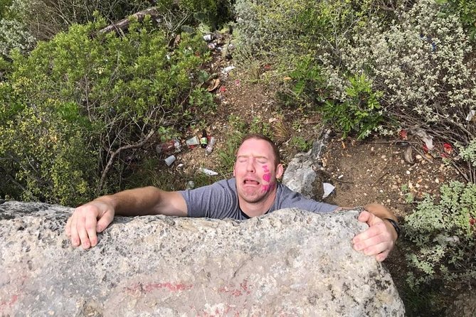 Keep Austin Weird Scavenger Hunt - How the Challenge Works: Clues, Challenges, and Interactions