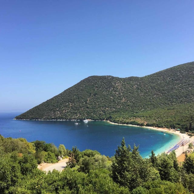 Kefalonia: Four Hours Private Tour with Guide - Visiting the Drogarati Caves: A Walk Through Geological Wonders