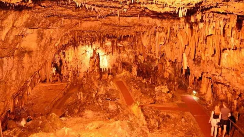 Kefalonia: HalfDay Private Tour Melissani, Drogarati, Myrtos - Key Points