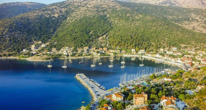 Kefalonia: HalfDay Private Tour Melissani, Drogarati, Myrtos - Hollywood’s Favorite: Antisamos Beach