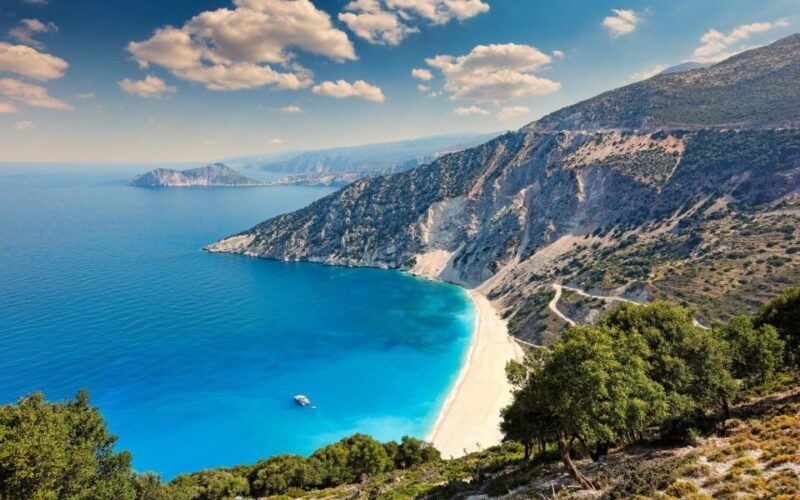 Kefalonia: Island Highlights Bus and Boat Tour with Lunch - Kefalonias Best Land and Sea Sights in One Day