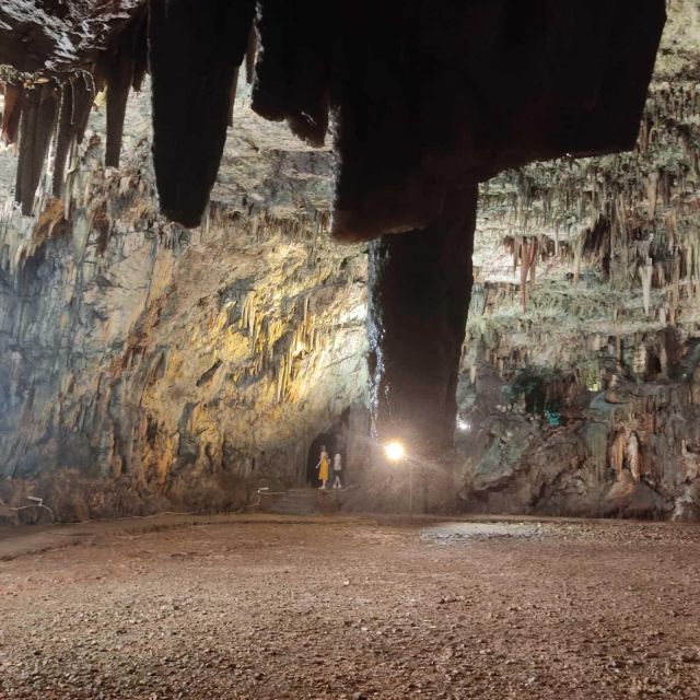 Kefalonia: Melissani Lake, Drogarati Cave, & Myrtos Day Trip - Key Points