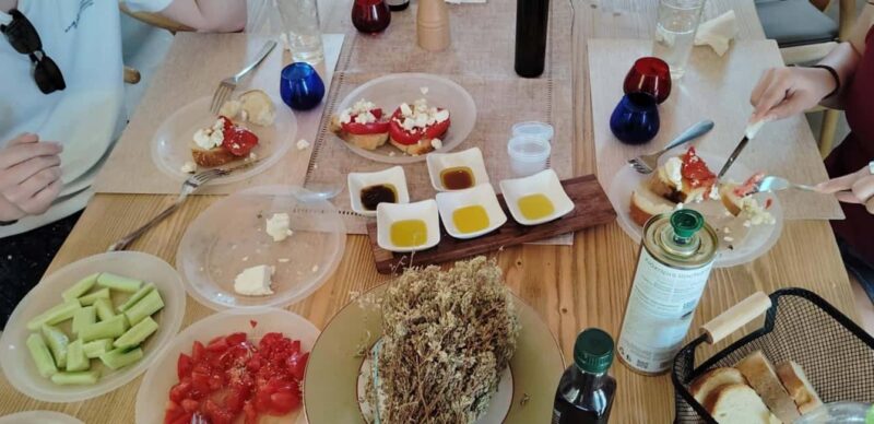 Kefalonia: Private Food and Wine Tastings with Beach Stop - Visiting Kefalonia’s Apiary: Learning About Local Beekeeping