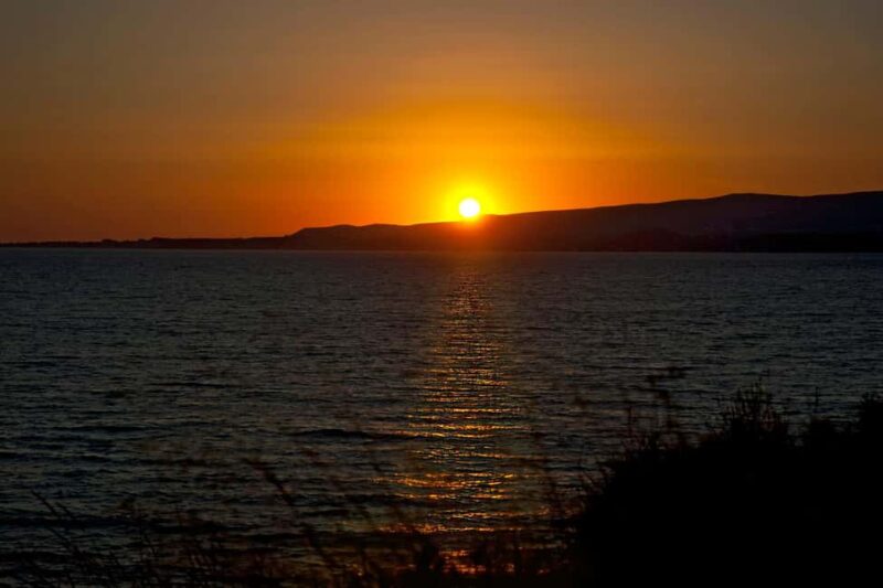 Kefalonia: Private Sunset Sailing Cruise from Argostoli Port - Witnessing the Sun Dip Below the Horizon