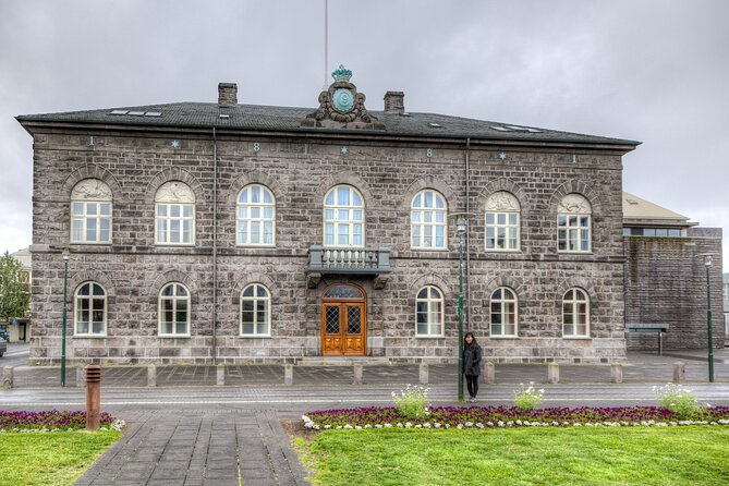 Keflavik International Airport Private Transfer - Reliability and Punctuality: A Key Strength