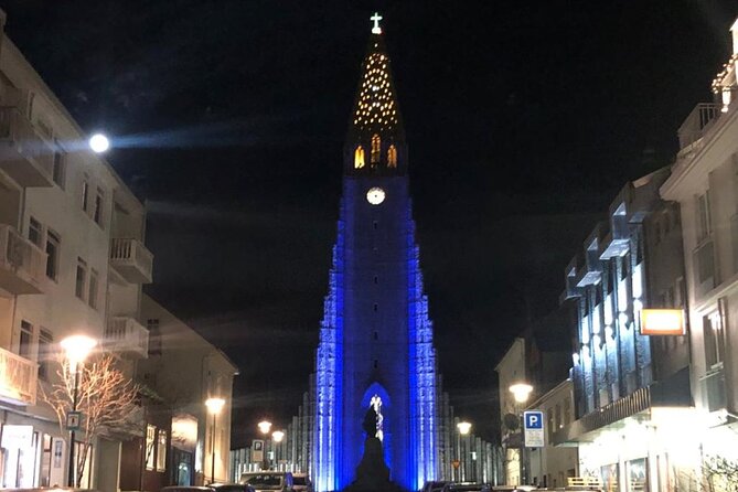 Keflavik International Airport Private Transfer To/From Reykjavik - Comfortable Vehicles Designed for Your Luggage Needs