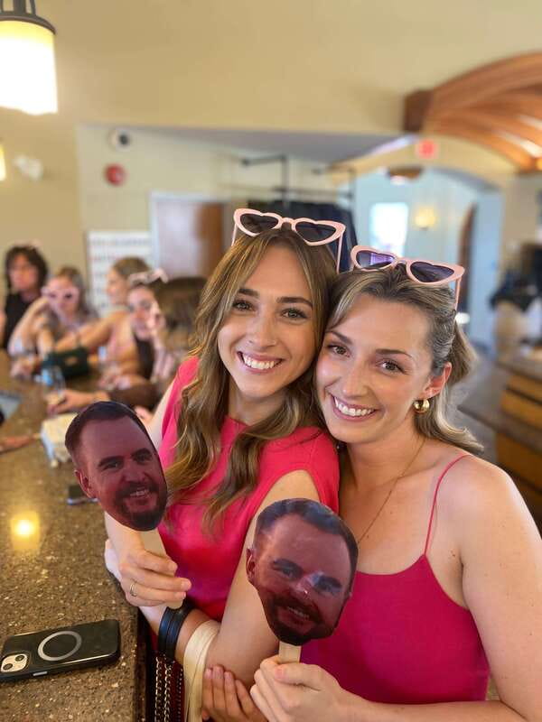 Kelowna: East Kelowna Full Day Guided Wine Tour - The Guided Tour and Industry Insights