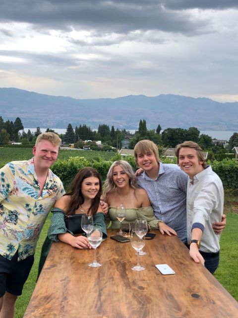 Kelowna: East Kelowna Full Day Guided Wine Tour - Lunch and Flexibility