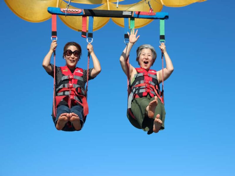 Kelowna: Okanagan Lake Parasailing - Starting at Kerry Park for Kelowna’s Water Adventures