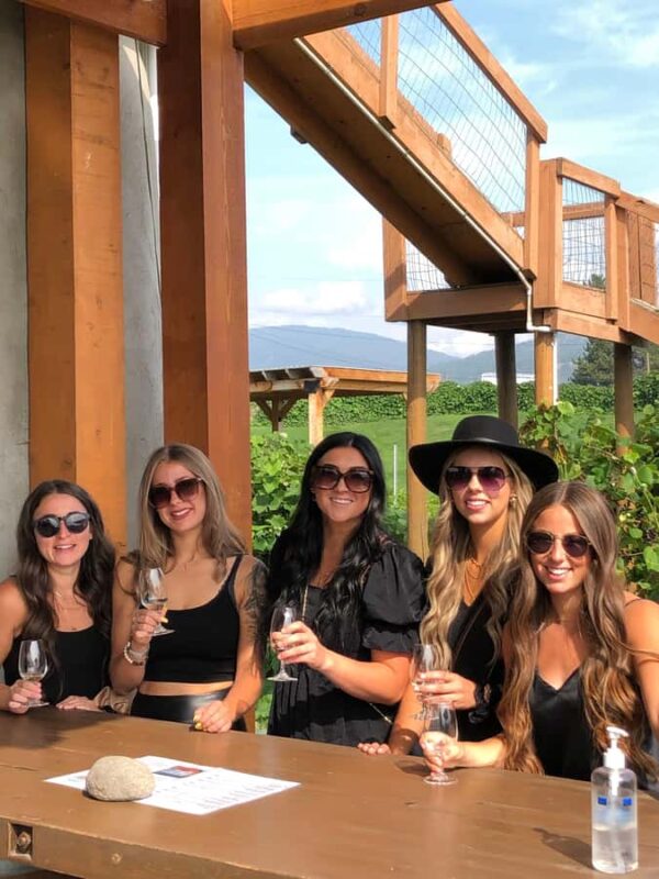 Kelowna: West Kelowna Half Day Guided Wine Tour - Mt. Boucherie Estate Winery’s Grand Finale