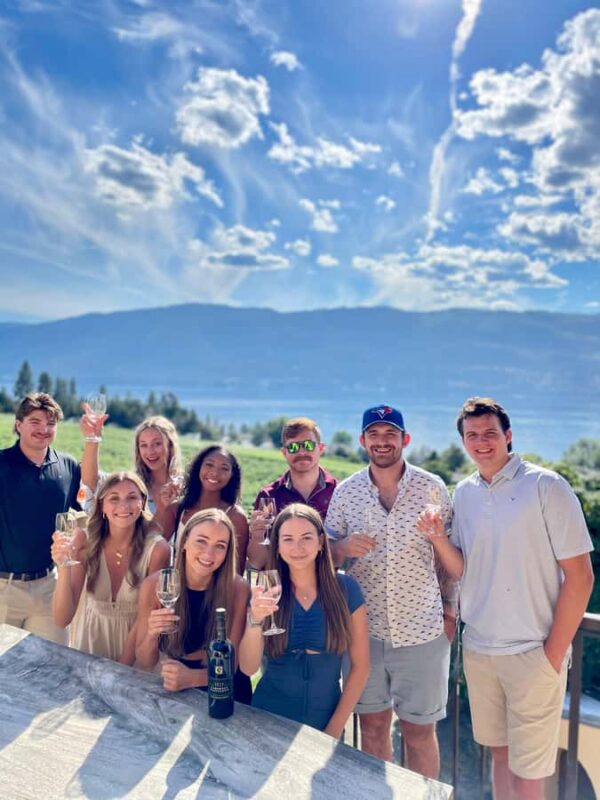 Kelowna: West Kelowna Half Day Guided Wine Tour - The Guides: Knowledgeable and Friendly Hosts
