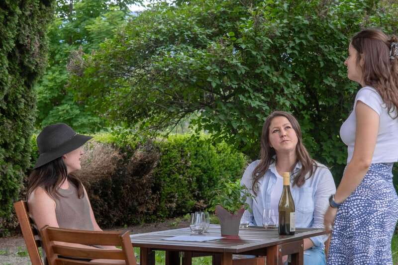 Kelowna: Wine Tasting by E-bike, Smartphone Guide & Lunch - Key Points